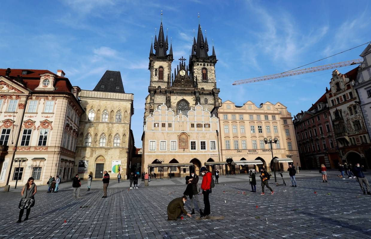 Češka je produljila izvanredno stanje u zemlji za još dva tjedna