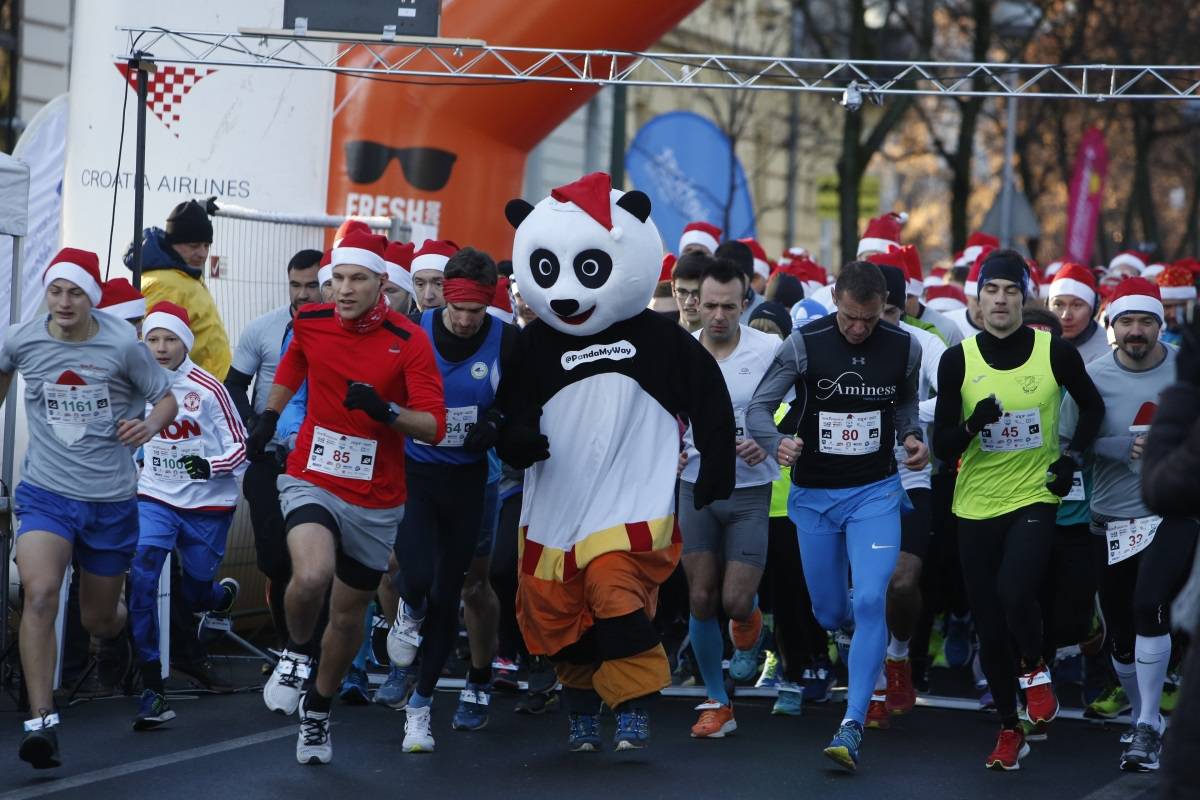 Produljene prijave: Maskirajte se i trk na Zagreb Advent Run