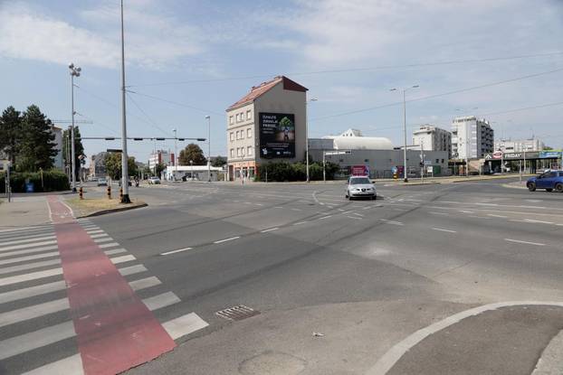 Zagreb: Od danas se uspostavlja redovan promet u zoni Vjesnika 
