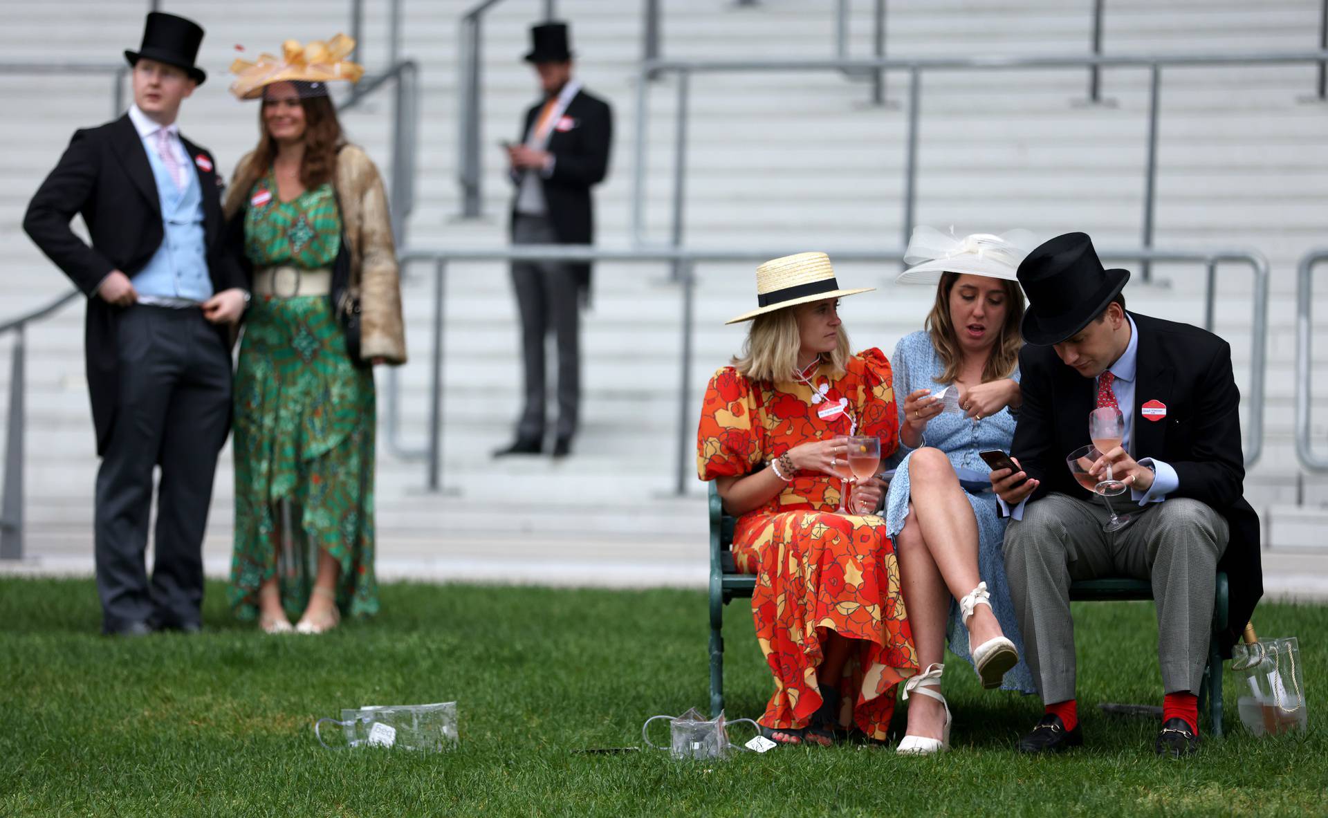 Kraljica Elizabeta  se vratila na  Royal Ascot:  'Ona ima tu magiju u sebi kakvu nema nitko drugi'