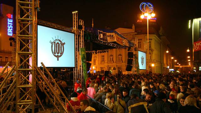 ARHIVA - 2006. Zagreb: Radio 101 proslavio 10. obljetnicu prosvjeda protiv gašenja 