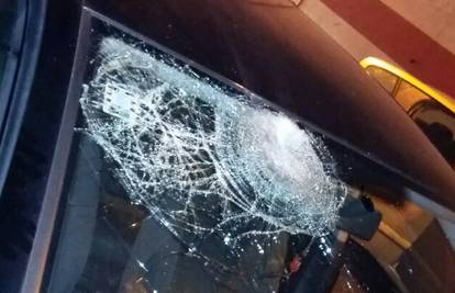 Rijeka: Kamenovali automobile Torcide pred tunelom i pobjegli