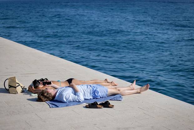 Zadar: Kupanje na rivi