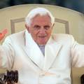 Papa Benedict: 'Gay brakovi su djelo Antikrista, molite se!'