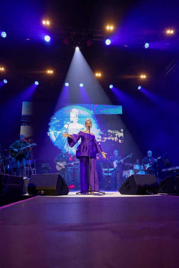 Zadar: Koncert Doris Dragović na Višnjiku