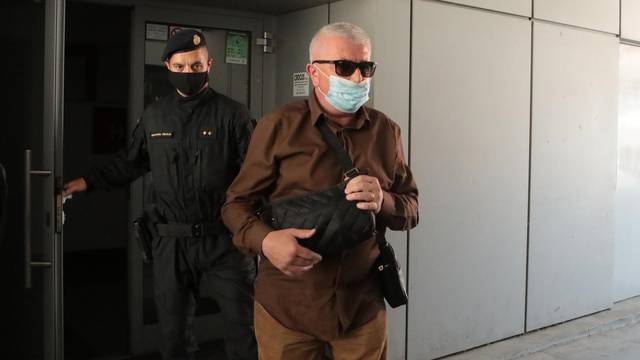 Osijek: Sudac Zoran Vekić odlazi u pratnji istražitelja