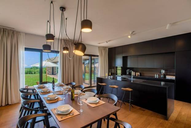 FOTO Izgleda kao iz filma, a zapravo se nalazi u Hrvatskoj – ova vila osvaja na prvi pogled