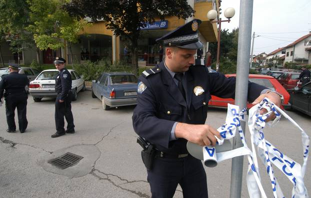 ARHIVA - Na današnji dan oplja?kana je poslovnica Zagreba?ke banke pred kojom je ubijen Dragutin Golik