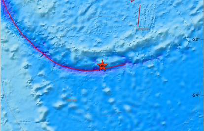 Novi snažan potres magnitude 6,1 pogodio je  Otočje lojalnosti