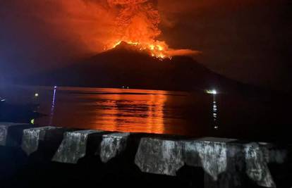 Erumpirao indonezijski vulkan, evakuirali su stotine: 'Moramo se pripremiti na još erupcija'