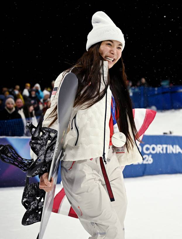 Snowboard - Women's Snowboard Halfpipe Victory Ceremony