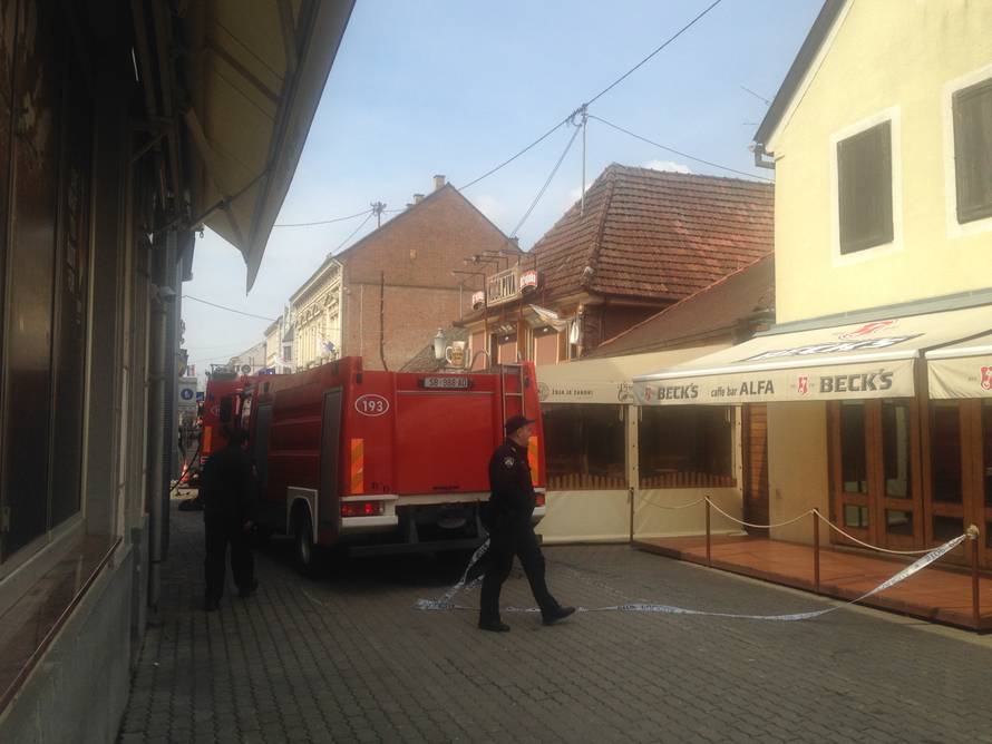 Slavonski Brod: Izbio  požar u poznatoj pivnici "Kuća Piva"