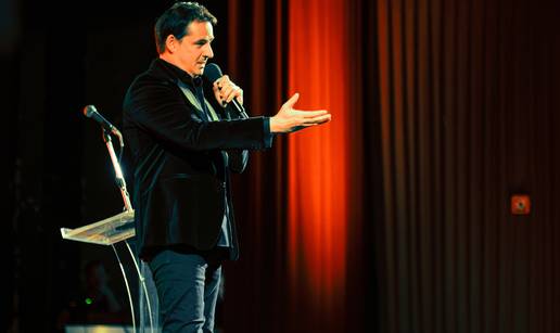 Zoran Kesi&cacute; vra&cacute;a se u Rijeku s priredbom 'Pri&ccaron;e i pjesme'