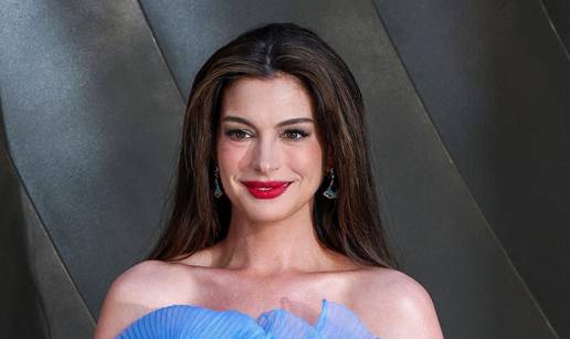 Hathaway o stilu u trudno&cacute;i: Najdra&zcaron;e su mi &scaron;iroke hla&ccaron;e