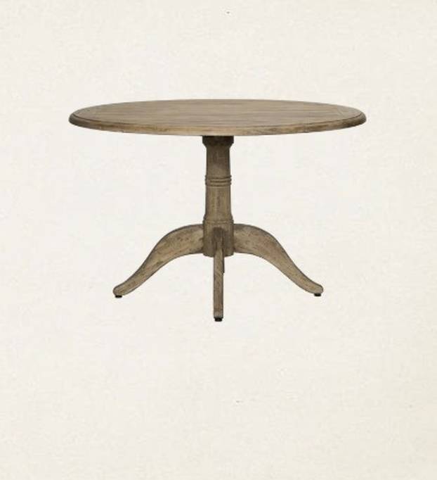 FOTO Nostalgija je bila ključ: Ovo je namještaj koji potpisuje glumica Pamela Anderson