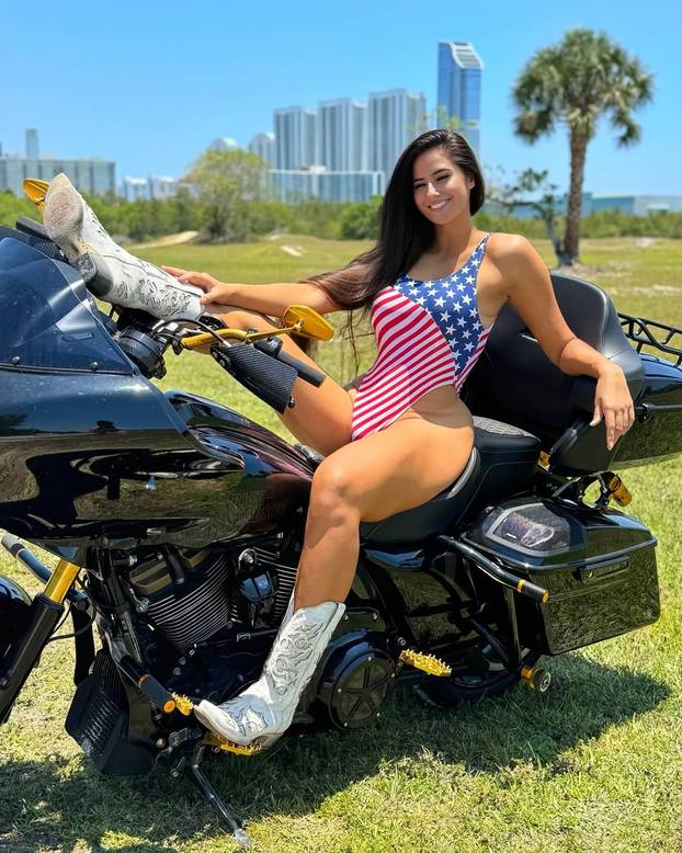 FOTO Ljepotica diže utege od čak 133 kilograma! 'Muškarci me pitaju za pomoć u teretani'