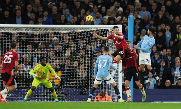 Premier League - Manchester City v Manchester United