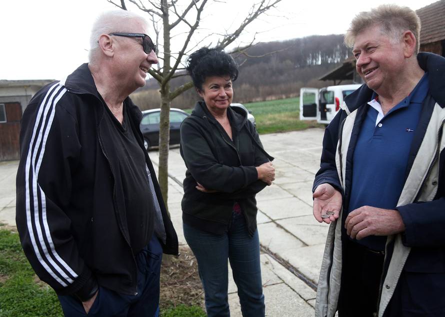 Peveci: Sustigla nas je kletva 'Dabogda imao pa onda nemao'