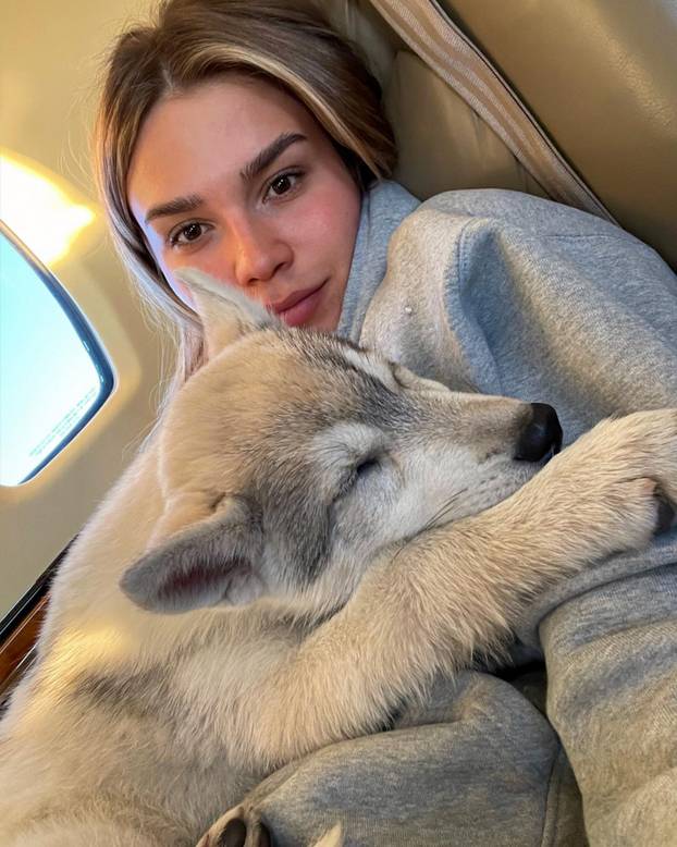 FOTO Slovenska manekenka 'ukrala' je srce Luke Dončića. Zaručili su se na lijepom Bledu