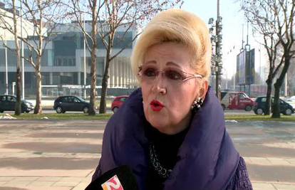 Vesna Balenović već osmi dan prosvjeduje pred zgradom Ine