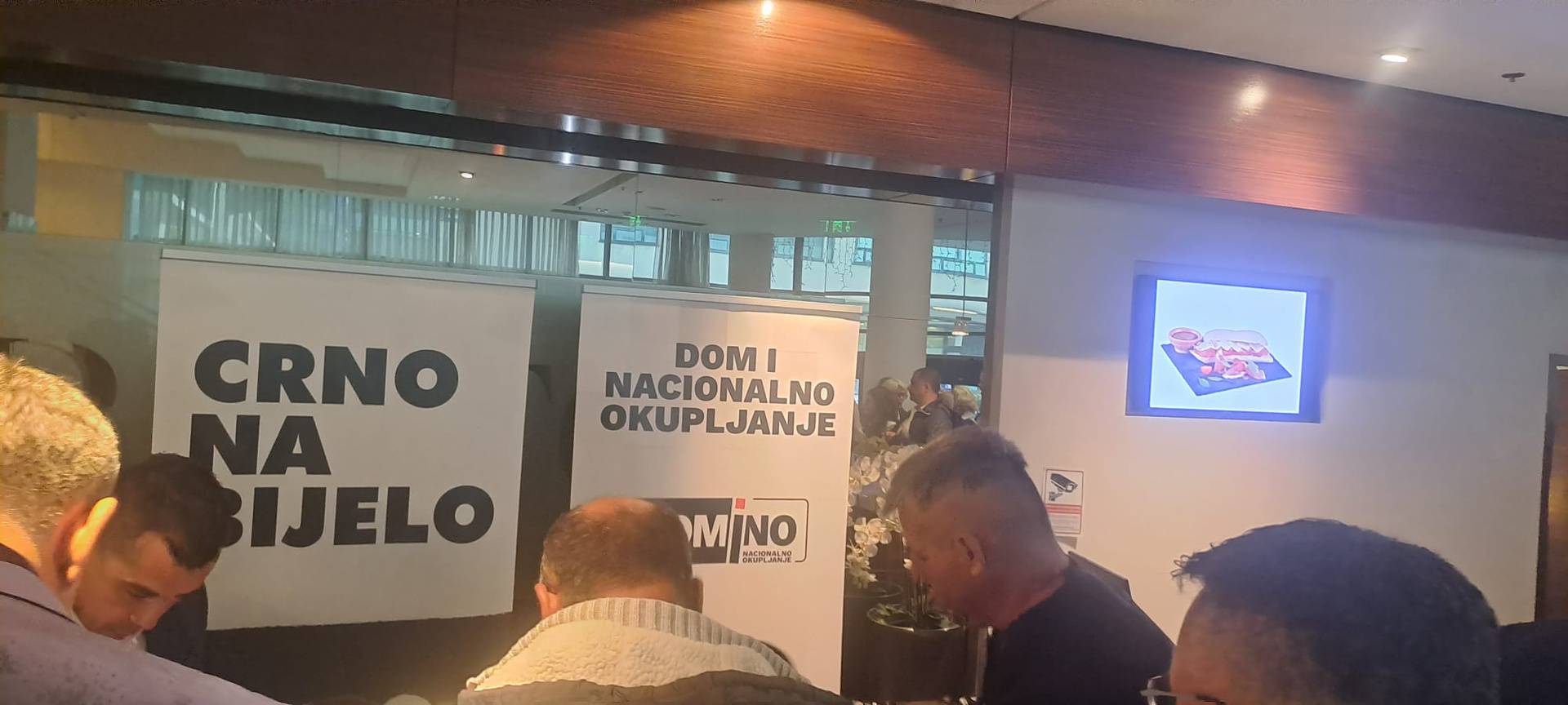 FOTO Okuplja se DOMiNO, Radić je kandidat za šefa nove  stranke