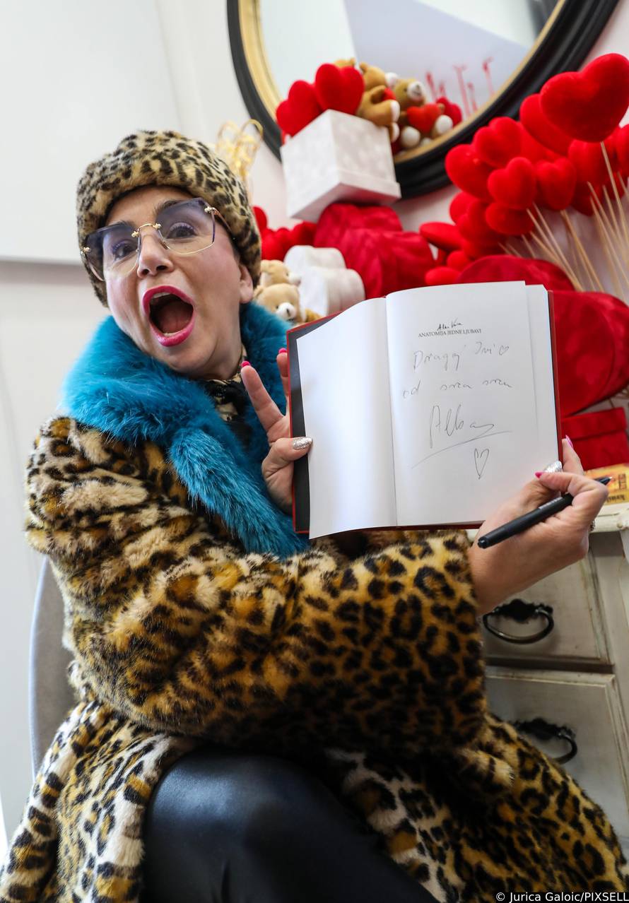 Zagreb:  Druženje u cvjećarni "Atelier sreće" 