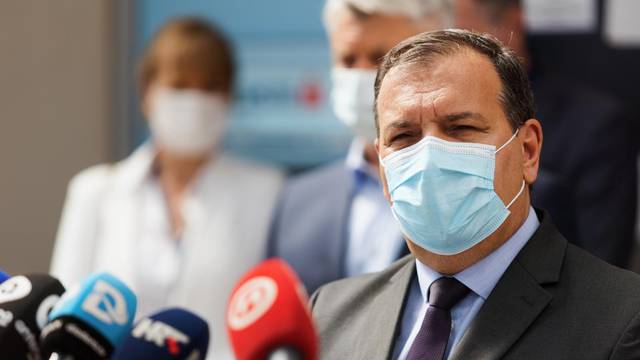 Ministar zdravstva Vili Beroš u radnom posjetu Općoj bolnici Zadar