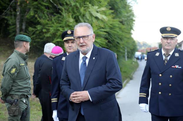 Obilježavanje 29. obljetnice pogibije 13 hrvatskih redarstvenika u Strugi Banskoj