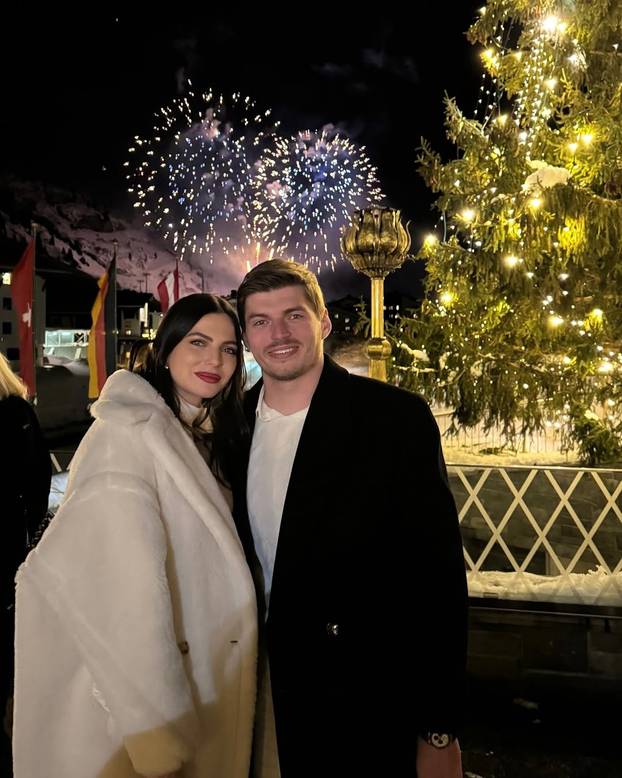 FOTO Ona ljubi F1 prvaka, a s drugim je vozačem dobila dijete