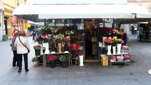 Trgovci u šoku: Cvijeće smiju prodavati samo u okviru kućica