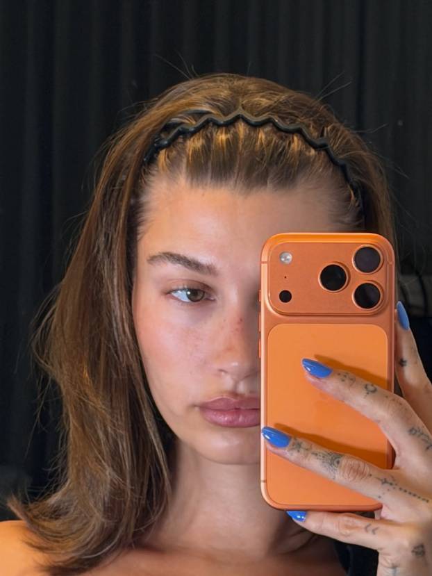 FOTO Bieberova supruga nosi samo tange! Pokazala bujnu guzu, pogledajte kako joj stoje