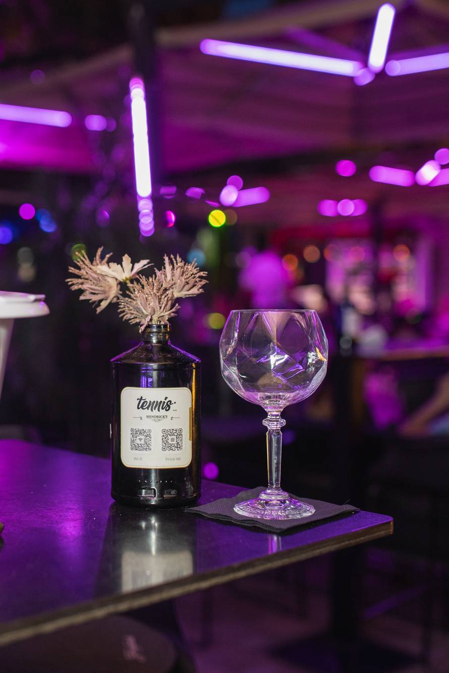 Koreograf i influencer Luciano Plazibat i njegovi Splićani su uživali u 'balunu' na vrući zrak