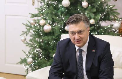 Plenkovićeva čestitka za Božić: 'Neka nas blagdan nadahne snagom u ispunjavanju zadaća'