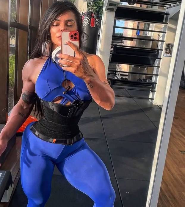 FOTO Ženski Hulk: Upoznala sam Putina, on je pravi nasilni psihopat! Mišići su moj ponos...