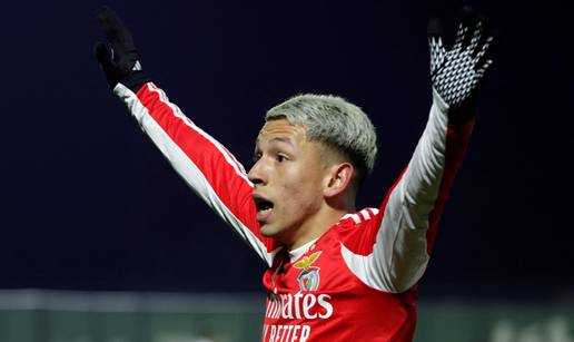 Nogometa&scaron; Benfice privremeno suspendiran zbog komentara Viniciusu! Sti&zcaron;e mu gora kazna?