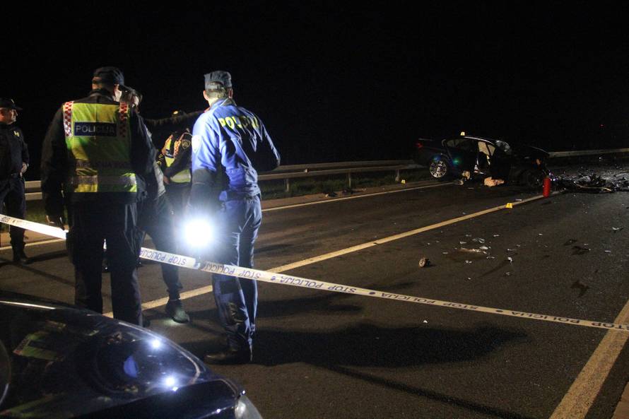 U prometnoj nesreci na Turanjskoj obilaznici smrtno su stradale dvije osobe