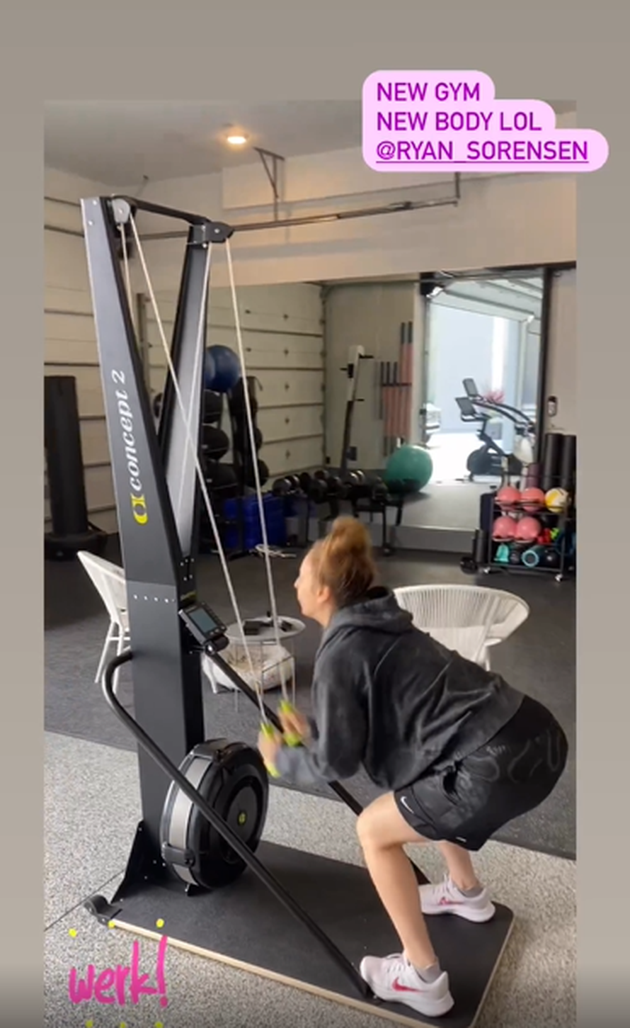 Kaley Cuoco pokazala trudnički trbuščić: 'Nismo se vidjeli neko vrijeme, izgledam li drukčije?'