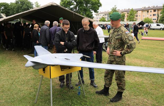 Zagreb: Proslava Dana državnosti na Jarunu 