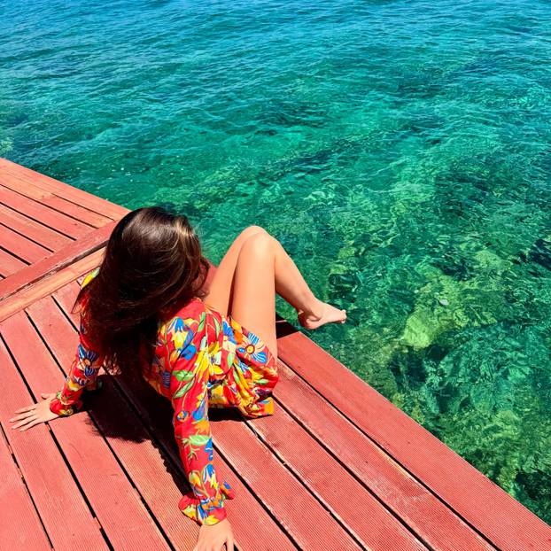 FOTO Ova olimpijka može sve. Na skijama osvaja medalje, a u tangicama podsjeća da je model