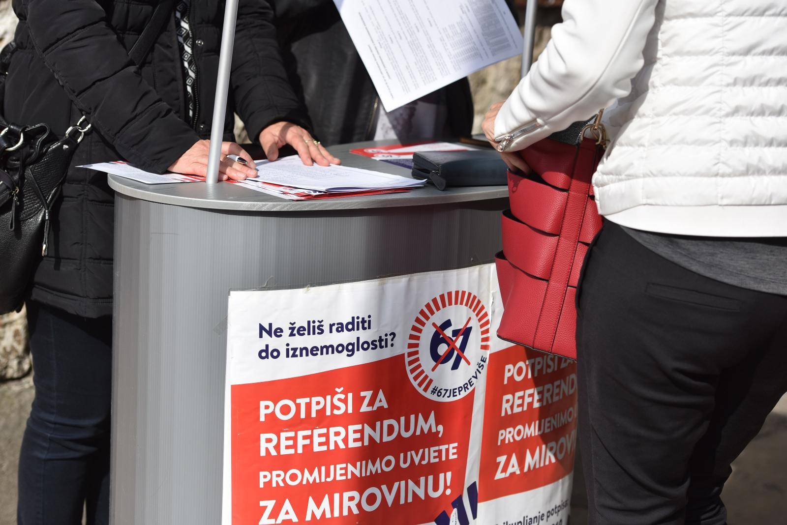 Å ibenik: Sindikati joÅ¡ uvijek prikupljaju potpise za referendum protiv odlaska u mirovinu sa 67