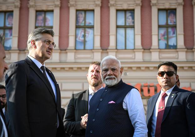 Zagreb: Narendra Modi u društvu Andreja Plenkovića prošetao  centrom Zagreba