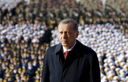 Sultan 21. stoljeća: Erdogana narod podržava i obožava...