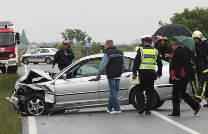 U Opel se zabio BMW-om i ubio vozača (46)  u Osijeku 