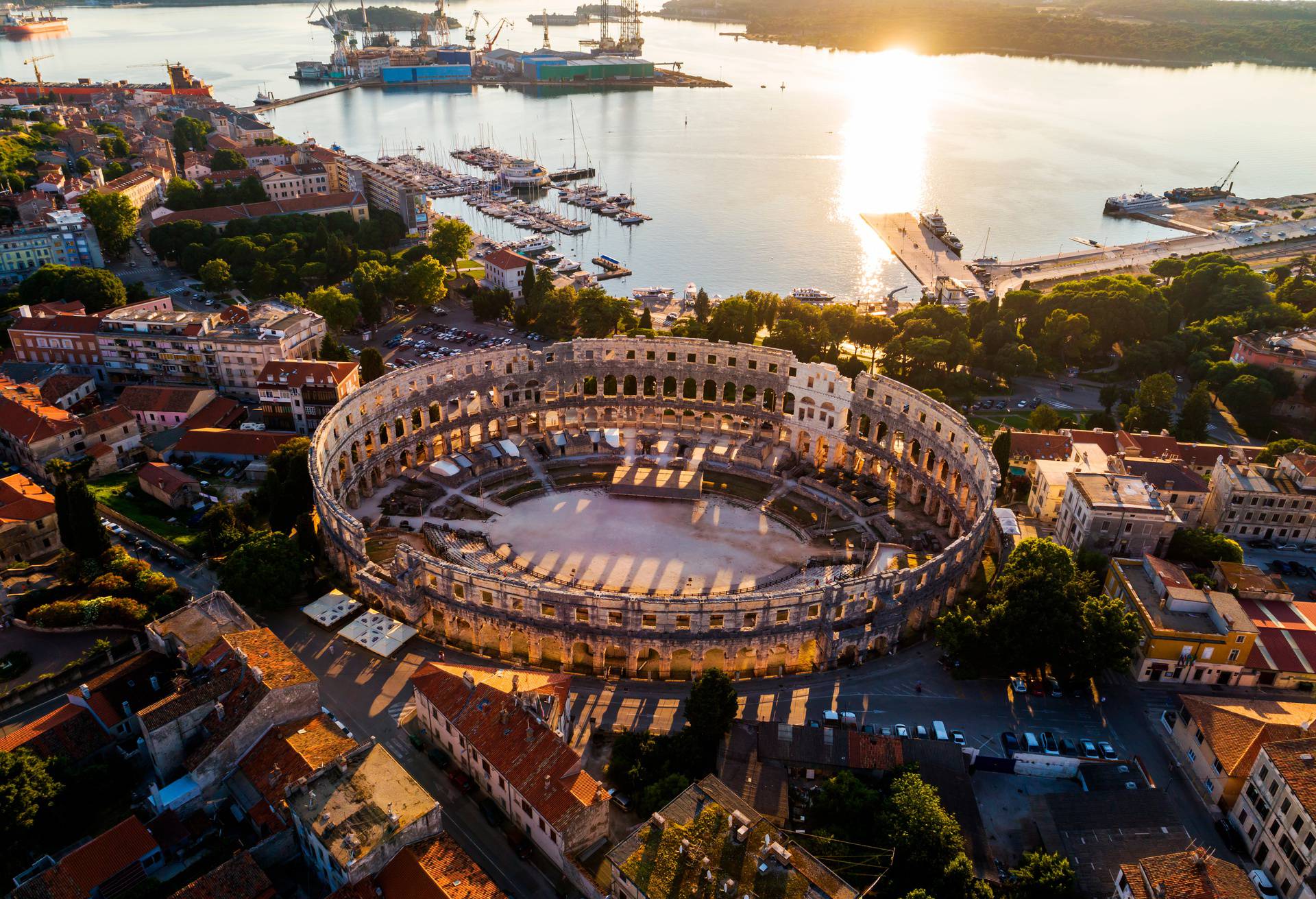 Pula Music Week – 30 aviona i šlepera tehničke opreme za vrhunski festivalski događaj