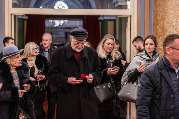 Split: Poznati na premijeri predstave "Požari"