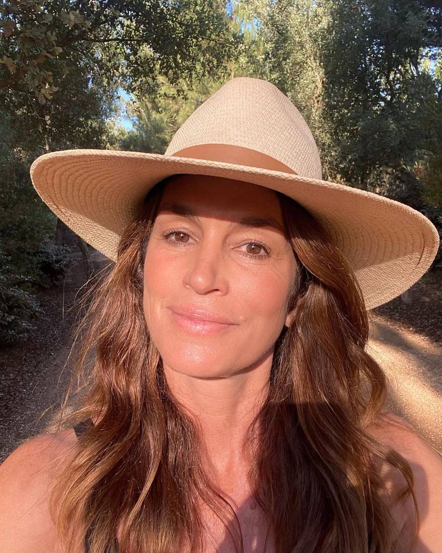 Manekenka Crawford oduševila mladolikim izgledom: 'Izgleda nevjerojatno u 57. godini...'