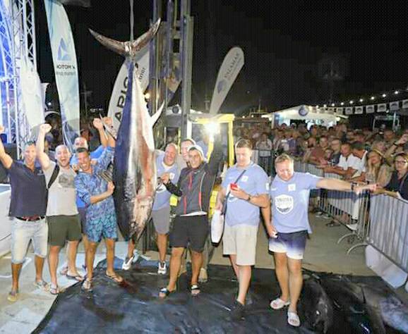 Rekorderi u Poreču: Ulovili su tunu od gotovo 200 kilograma