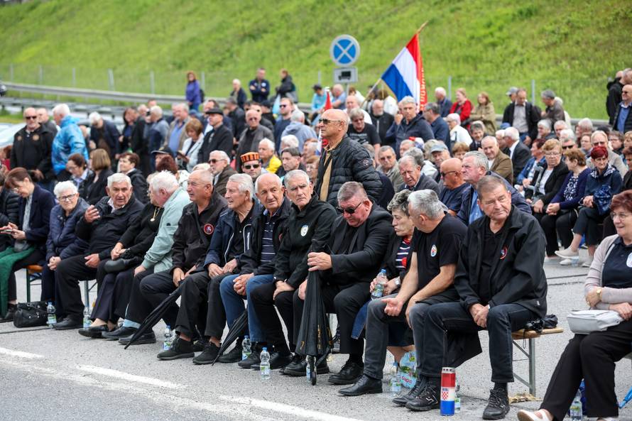 Andrej Plenković na svetoj misi u Crkvi Muke Isusove u Maclju