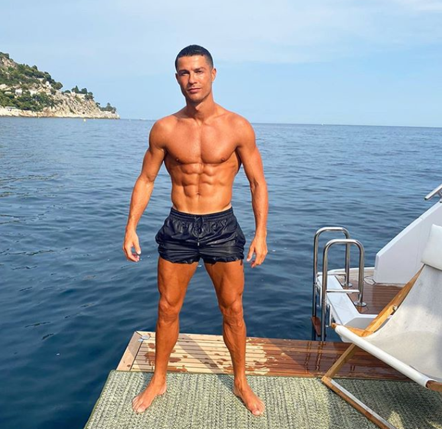 Grande je sad prva žena koju na Instagramu prati 200 mil. ljudi