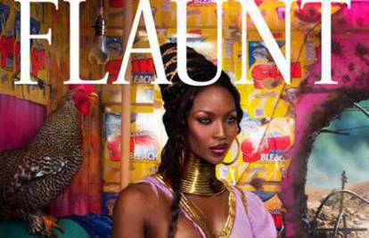 Naomi Campbell otkrila je grudi na naslovnici Flaunta